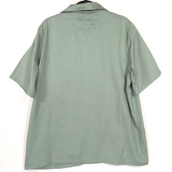 NWT JORDAN Women's Top Button Up Shirt MEDIUM Lyocell Flight Classics FN5763-304 - Picture 5 of 12